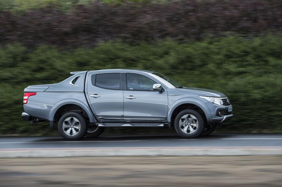  Fiat Fullback Double Cab (503) 2016 года  (UK) (фото 14 из 38)